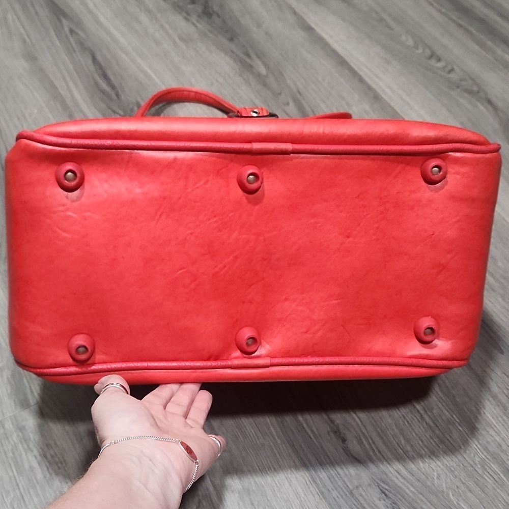 Vintage Tomato Red American Tourister Travel Bag - Picture 6 of 11